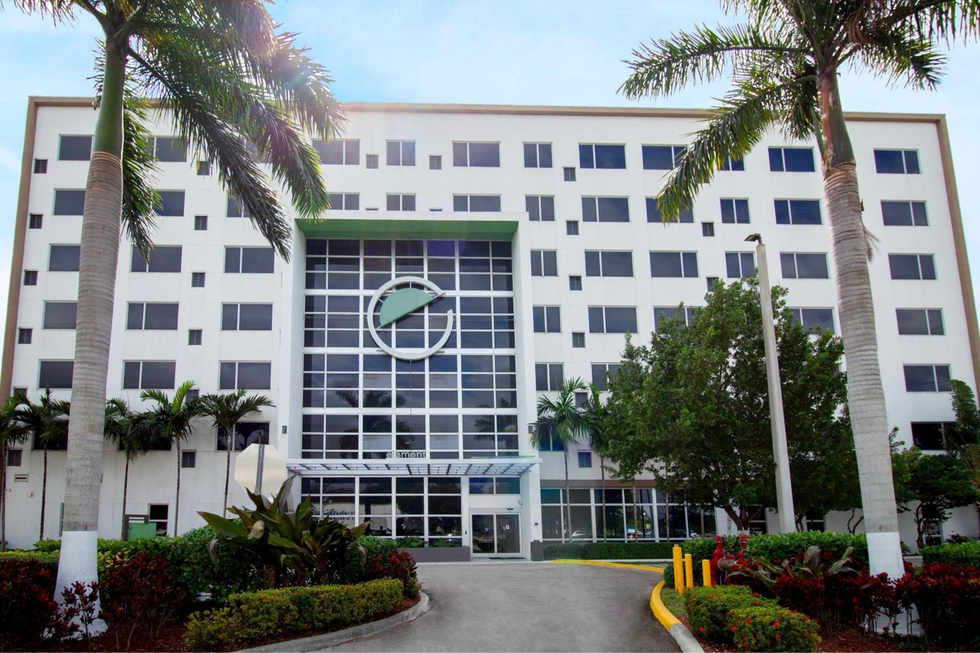Element Miami Doral Hotel Exterior photo